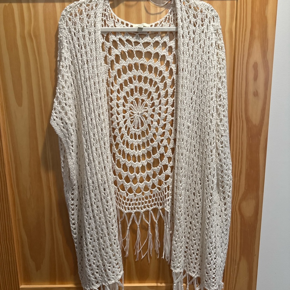 Kori America Crochet Kimono Cardigan – Cream Boho Fringe – M/L